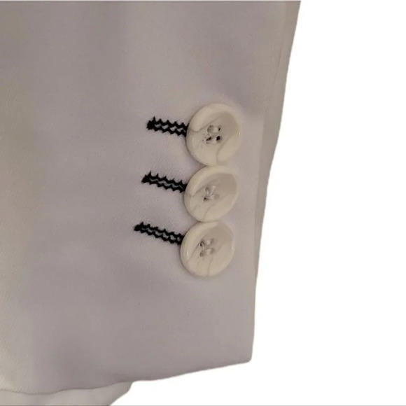 Men's 2pc Suit by Statement (size 46L/40L) - Picture 2 of 14